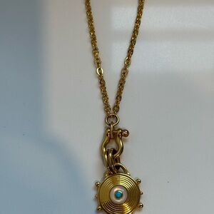 Elegant Gold Necklace with Turquoise Detail